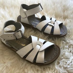 Salt Water sandals white toddler girl size 9